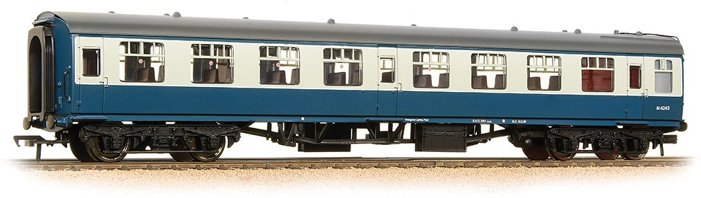 Bachmann 39-050D BR Mk1 SO M4243 Image