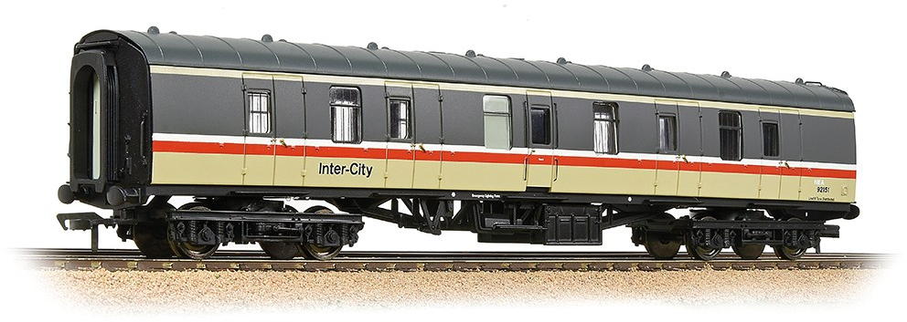 Bachmann 39-180A BR Mk1 BG Image