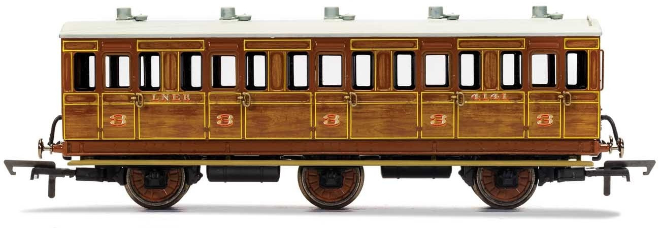 Hornby R40128 LNER 6 Wheel 4141 Image