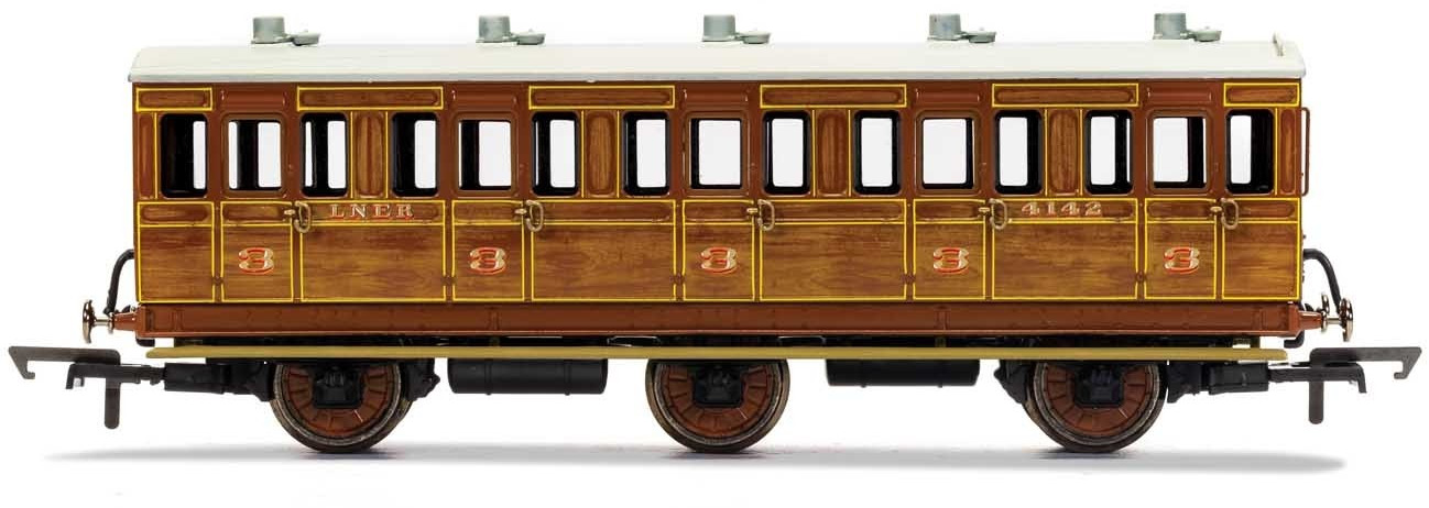 Hornby R40128A LNER 6 Wheel 4142 Image