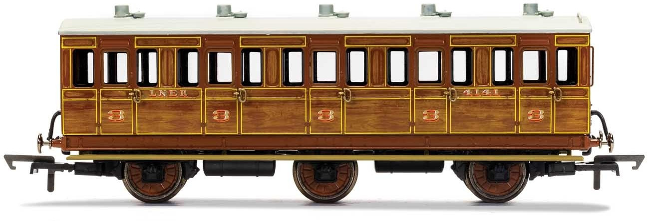 Hornby R40082 LNER 6 Wheel 4141 Image