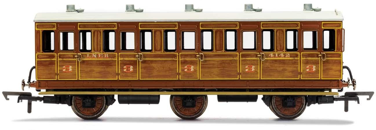 Hornby R40082A LNER 6 Wheel 4142 Image