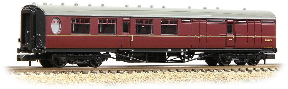 Graham Farish 376-277 LNER Thompson BSK E16857E Image