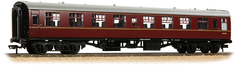 Bachmann 39-060 BR Mk1 TSO SC4257 Image