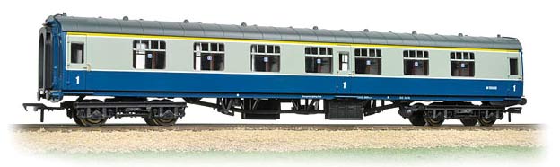 Bachmann 39-150C BR Mk1 FK M13085 Image