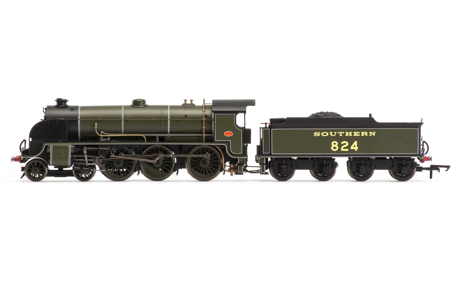 Hornby R3327 LSWR S15 824 Image