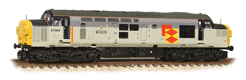 Graham Farish 371-470 BR Class 37/0 37068 Grainflow Image