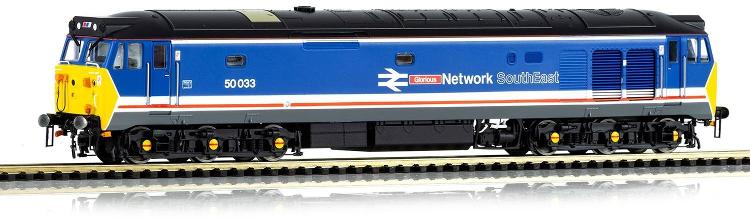 Hornby R3658 BR Class 50 50033 Glorious Image