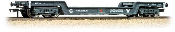 Bachmann 33-900E Great Western Railway 'Crocodile H' Well Wagon Great Western Railway Dark Grey 41974 Image