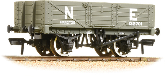Bachmann 37-069 British Railways 5 Plank Wagon London & North Eastern Railway Grey 132701 Image