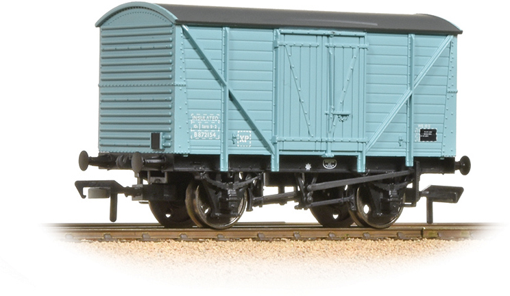 Bachmann 38-190B British Railways 10t Insulated Van British Railways Light Blue Image