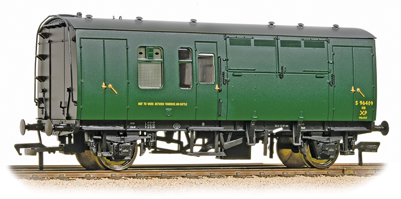 Bachmann 38-526 Horse Box British Railways Image