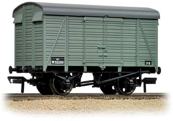 Bachmann 38-081B Southern Railway 12T 2+2 Planked Ventilated Van British Railways Grey M523351 Image