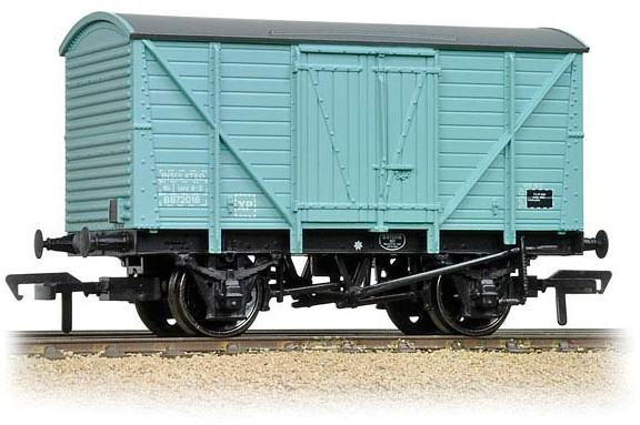 Bachmann 38-190A British Railways 10t Insulated Van British Railways Light Blue B872016 Image