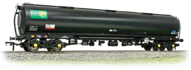Bachmann 38-220A Tank Wagon BP PLC 83383 Image