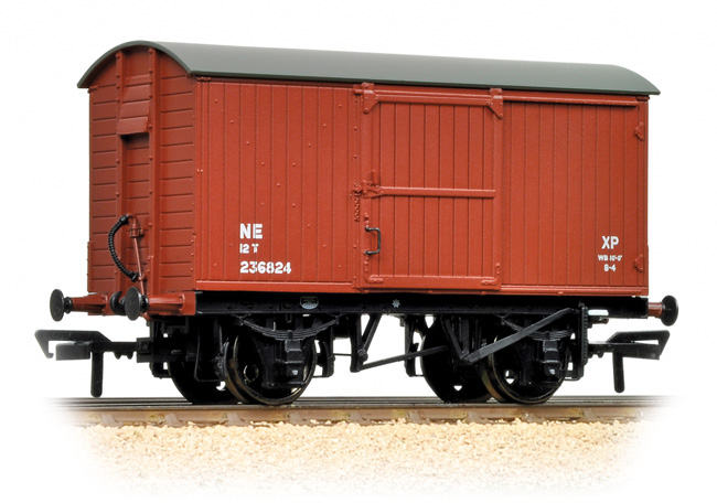 Bachmann 38-375A London & North Eastern Railway 12T Ventilated Van London & North Eastern Railway Bauxite 235738 Image