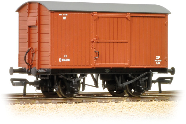 Bachmann 38-376 London & North Eastern Railway 12T Ventilated Van British Railways Bauxite E236698 Image
