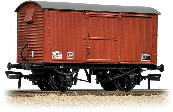Bachmann 38-381 London & North Eastern Railway 12T Ventilated Van British Railways Bauxite E256948 Image