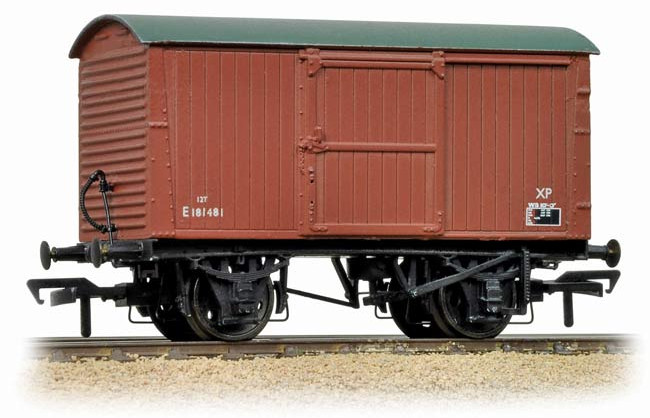 Bachmann 38-476 London & North Eastern Railway 12T Non-Ventilated Van British Railways Bauxite E181481 Image