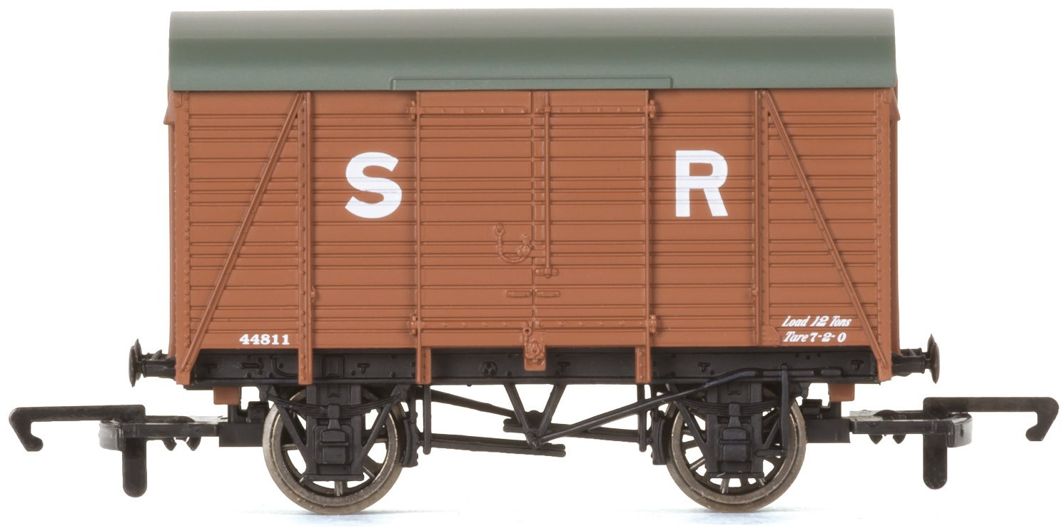 Hornby R6775 Ventilated Van Southern Railway 44811 Image