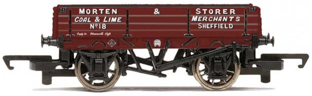 Hornby R6741 3 Plank Wagon Morten & Storer 18 Image