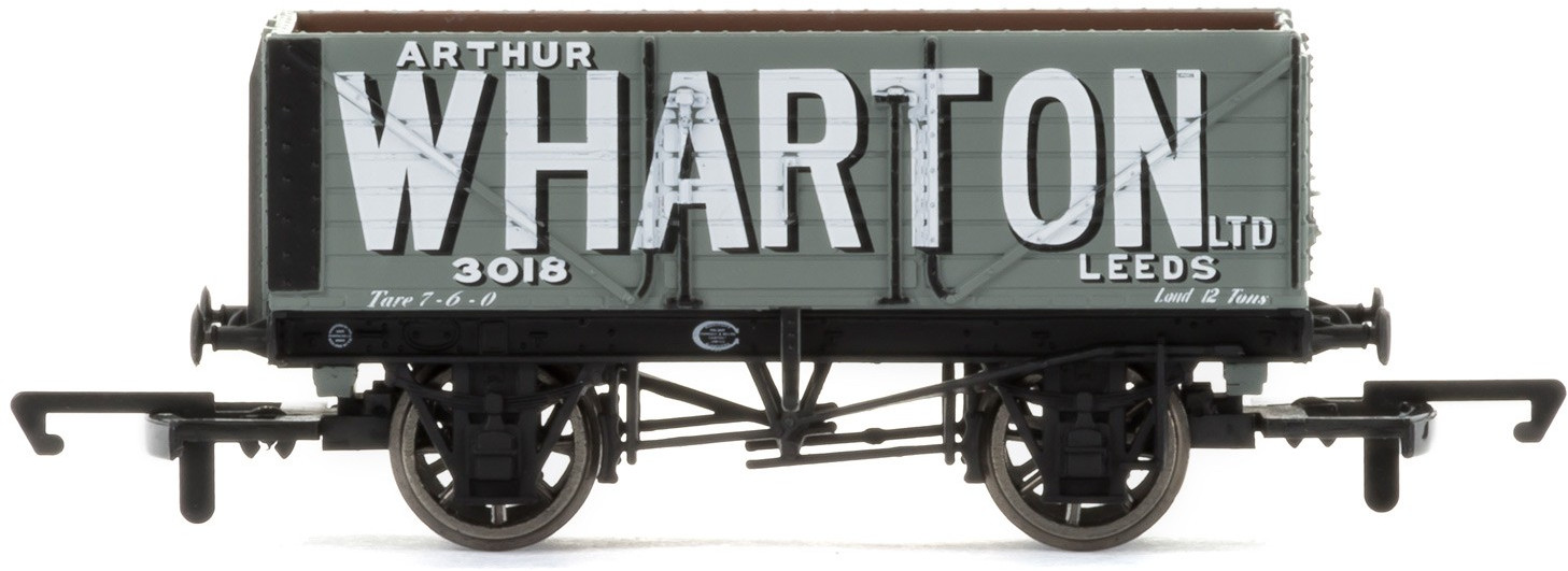 Hornby R6758 7 Plank Wagon Arthur Wharton Limited 3018 Image