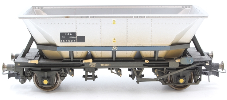 Hornby R6429 British Rail HAA MGR Coal Hopper British Rail 354607 Image