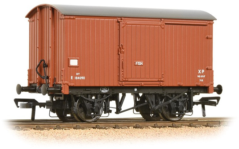 Bachmann 38-576A London & North Eastern Railway Fish Van British Railways Bauxite E184090 Image