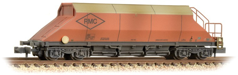 Graham Farish 377-100B British Rail JGA Bogie Hopper RMC Aggregates Orange & White Image