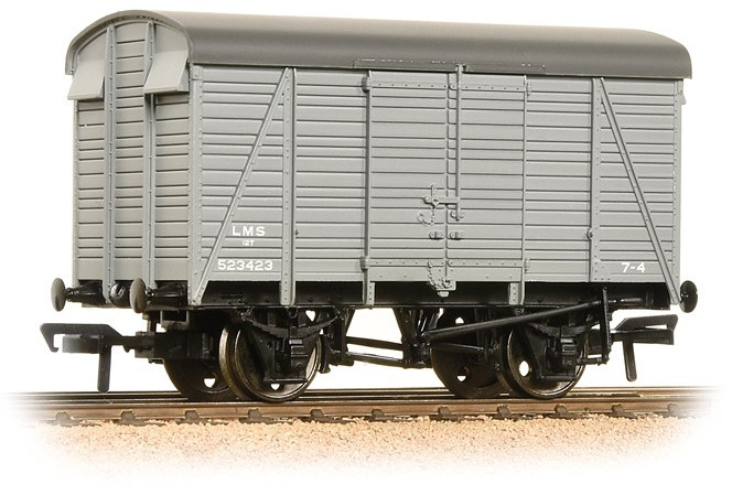 Graham Farish 377-431 Van London, Midland & Scottish Railway 523423 Image