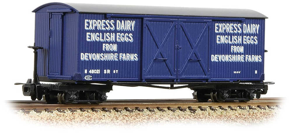 Bachmann 393-029 Covered Goods Wagon Express Dairies 48021 Image