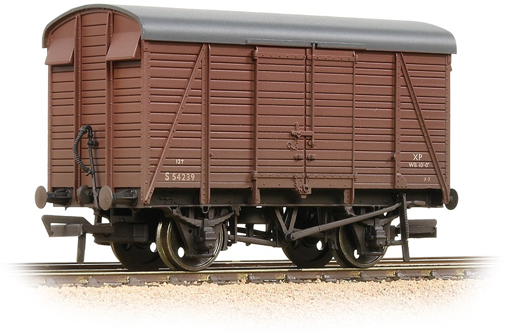 Bachmann 38-082D Southern Railway 12T 2+2 Planked Ventilated Van British Railways Bauxite S54239 Image