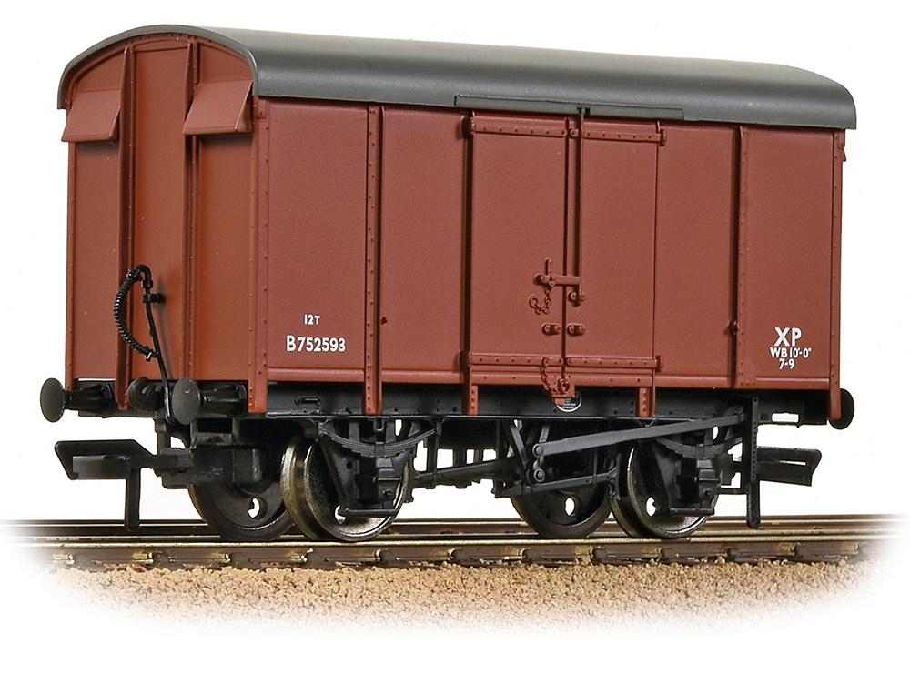 Bachmann 38-076D Southern Railway 12T Plywood Ventilated Van British Railways Bauxite B752593 Image