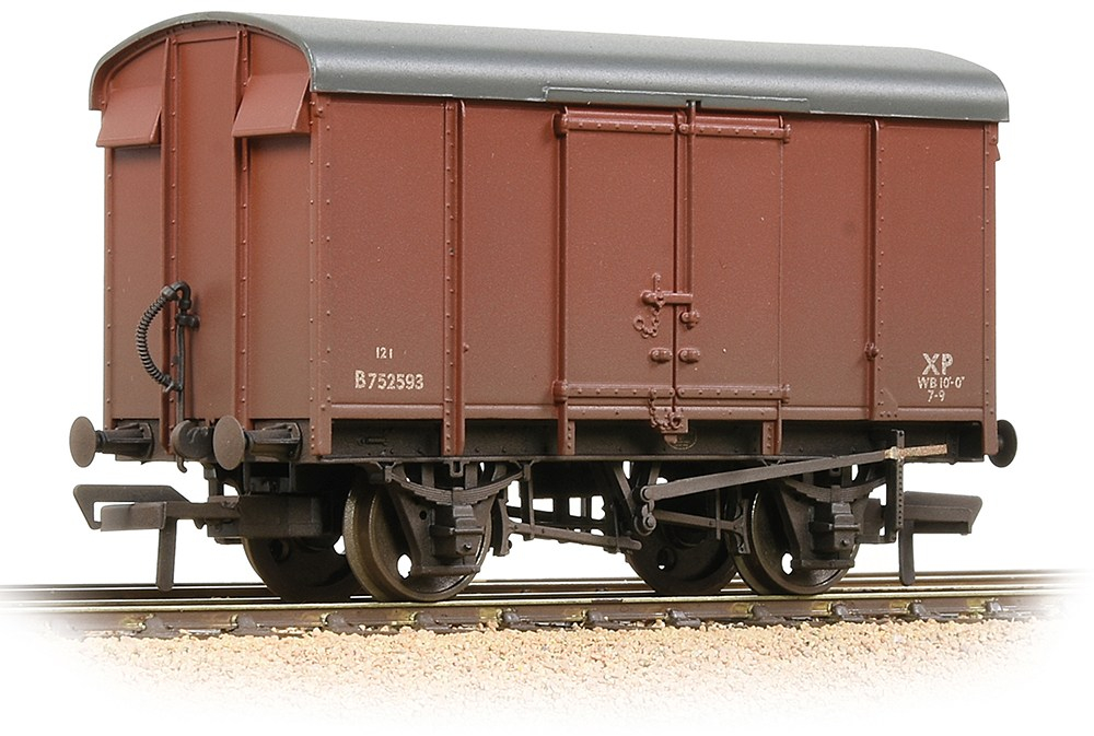 Bachmann 38-077 Southern Railway 12T Plywood Ventilated Van British Railways Bauxite B752593 Image