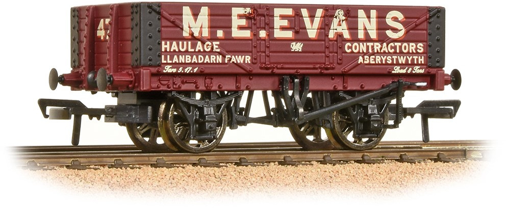 Bachmann 37-2017K British Railways 5 Plank Wagon 47 Image
