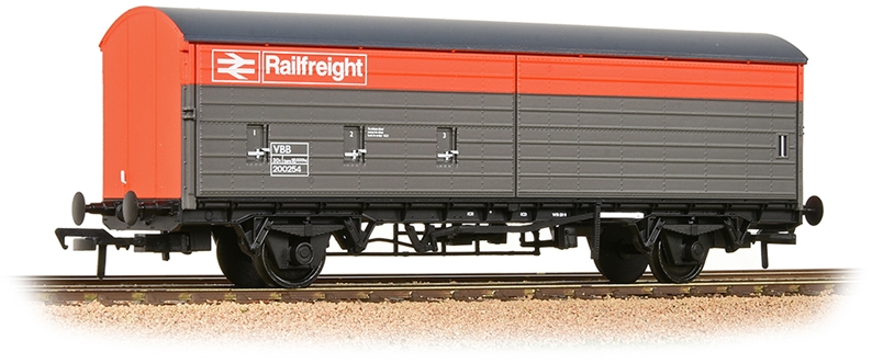 Bachmann 38-128 British Rail VAA/VBA/VCA/VDA 'Vanfit' Van British Rail Railfreight Grey & Red 200254 Image