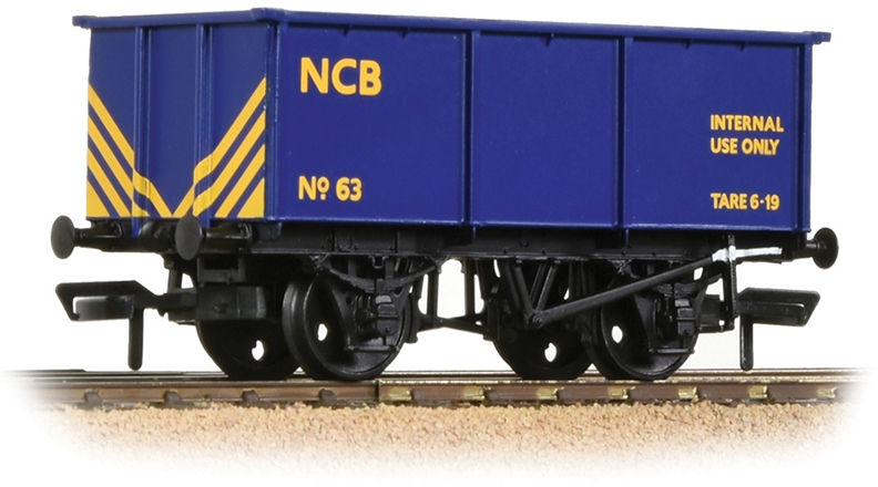 Bachmann 37-281 Tippler Wagon National Coal Board 63 Image