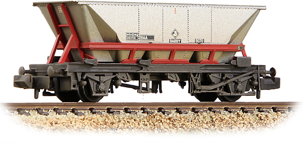 Graham Farish 373-904 British Rail HAA MGR Coal Hopper British Rail Railfreight Red 353791 Image