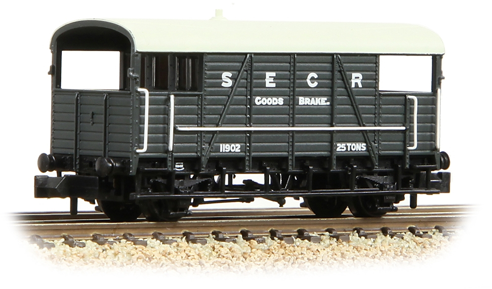 Graham Farish 378-025 South Eastern & Chatham Railway 25t 'Dance Hall' Goods Brake Van South Eastern & Chatham Railway Grey 11902 Image