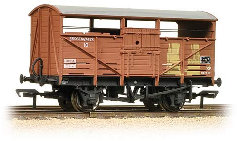 Bachmann 37-712C 8 Ton Cattle British Railways B893232 Image