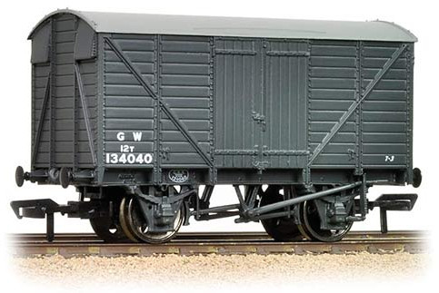Bachmann 37-730B Ventilated Van Great Western Railway 134040 Image