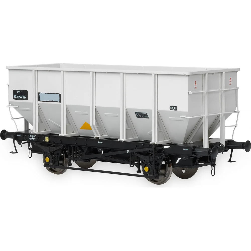 right-front-three-quarter-view by Accurascale