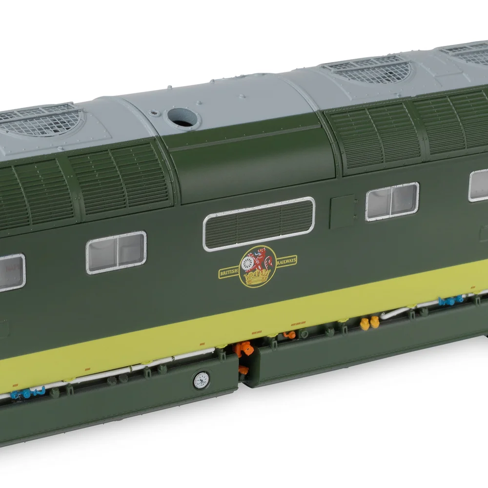 Accurascale Close up of insignia