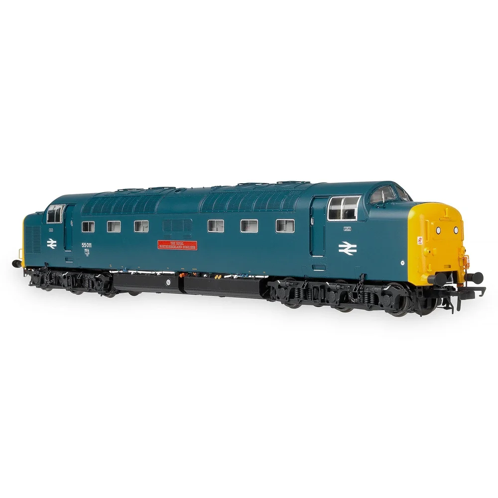 Accurascale Right front three quarter view