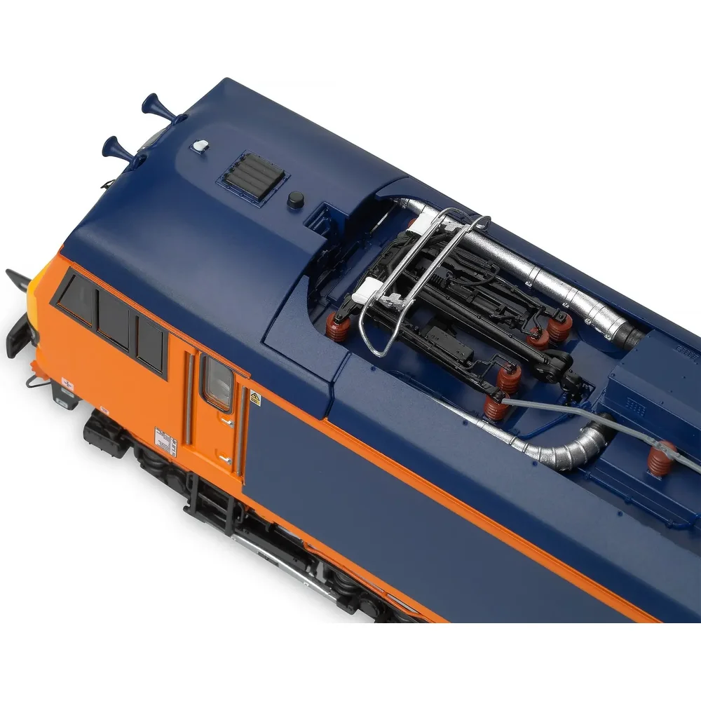 Accurascale Close up of pantograph