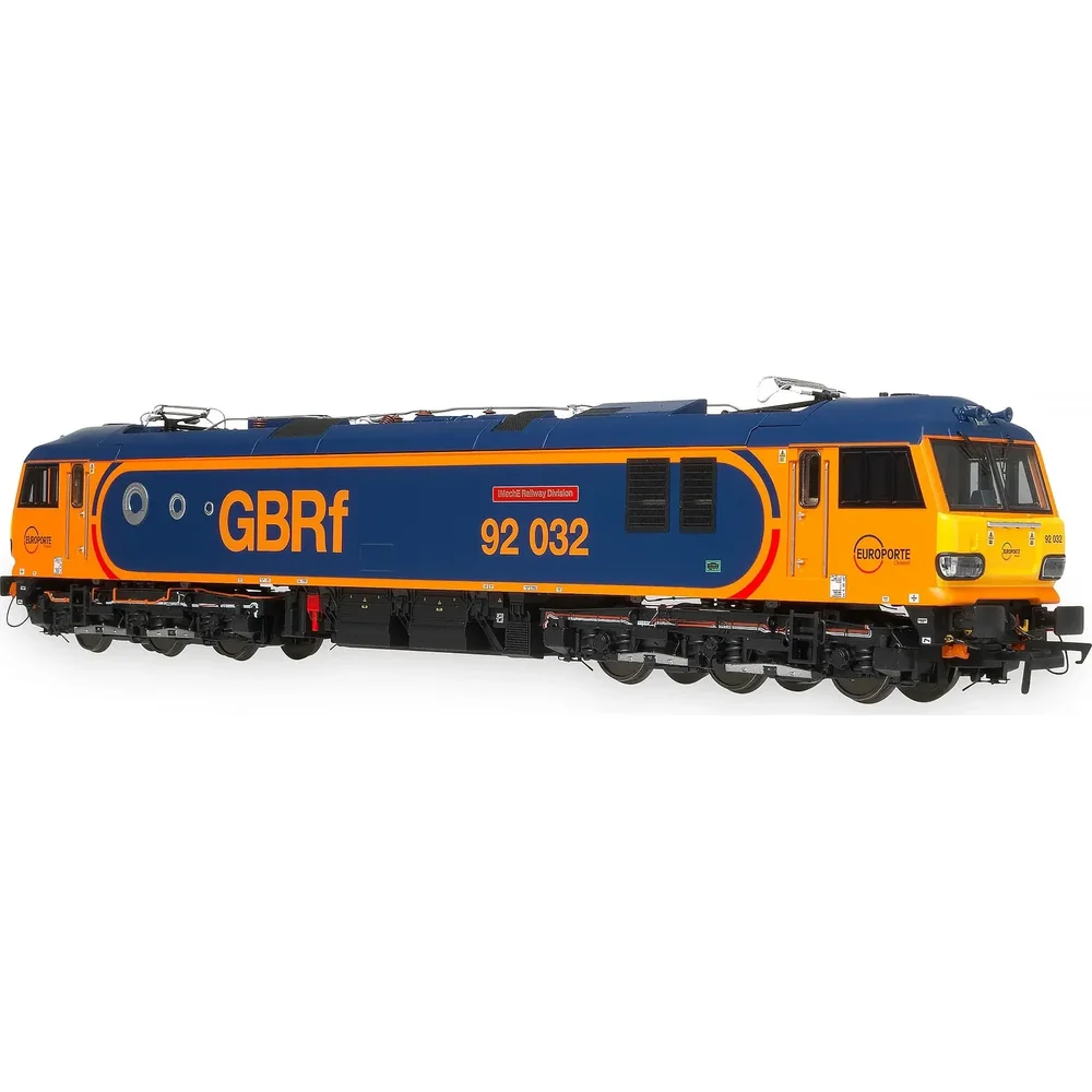 Accurascale Right front three quarter view