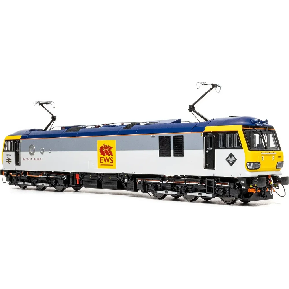 right-front-three-quarter-view by Accurascale