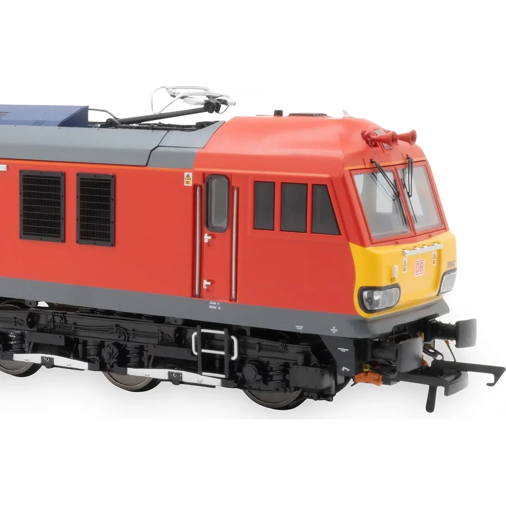 close-up-of-cab-right by Accurascale