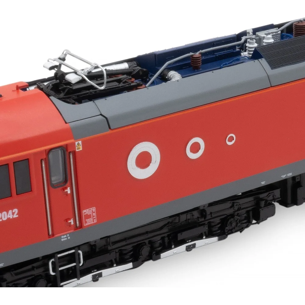 Accurascale Close up of insignia