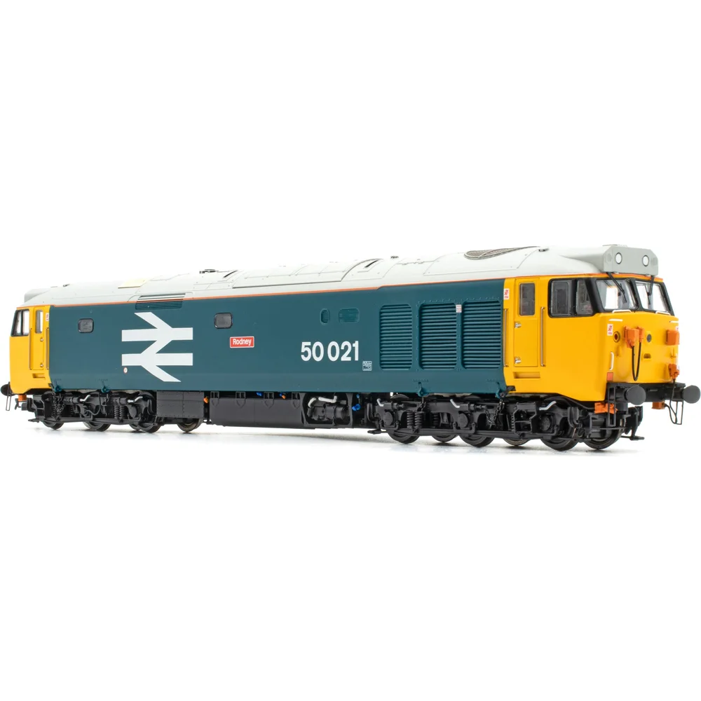 right-front-three-quarter-view by Accurascale